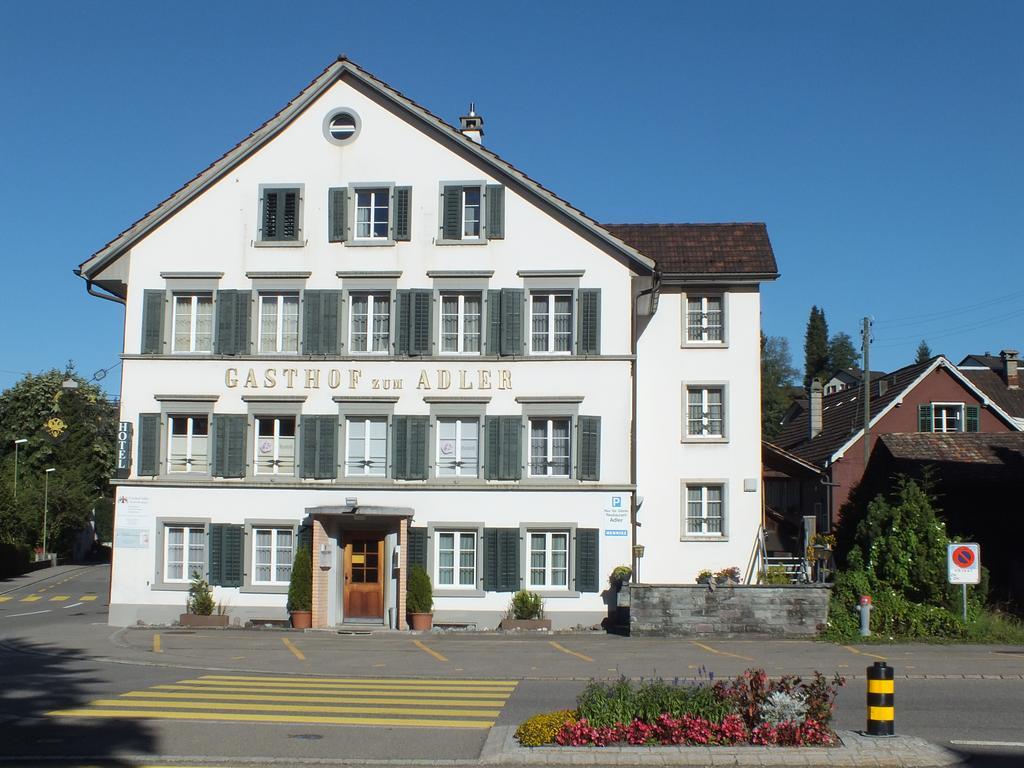 Hotel Adler Garni Bauma Bagian luar foto