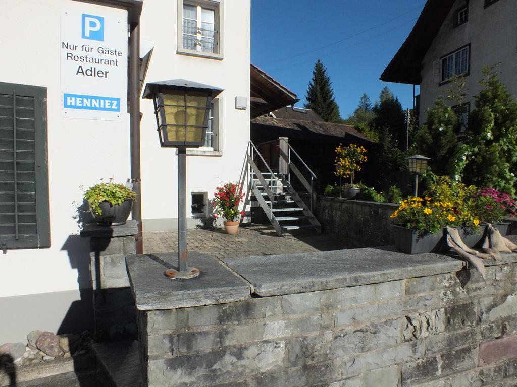 Hotel Adler Garni Bauma Bagian luar foto