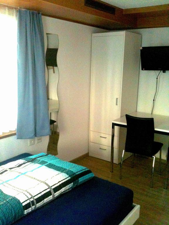 Hotel Adler Garni Bauma Bagian luar foto