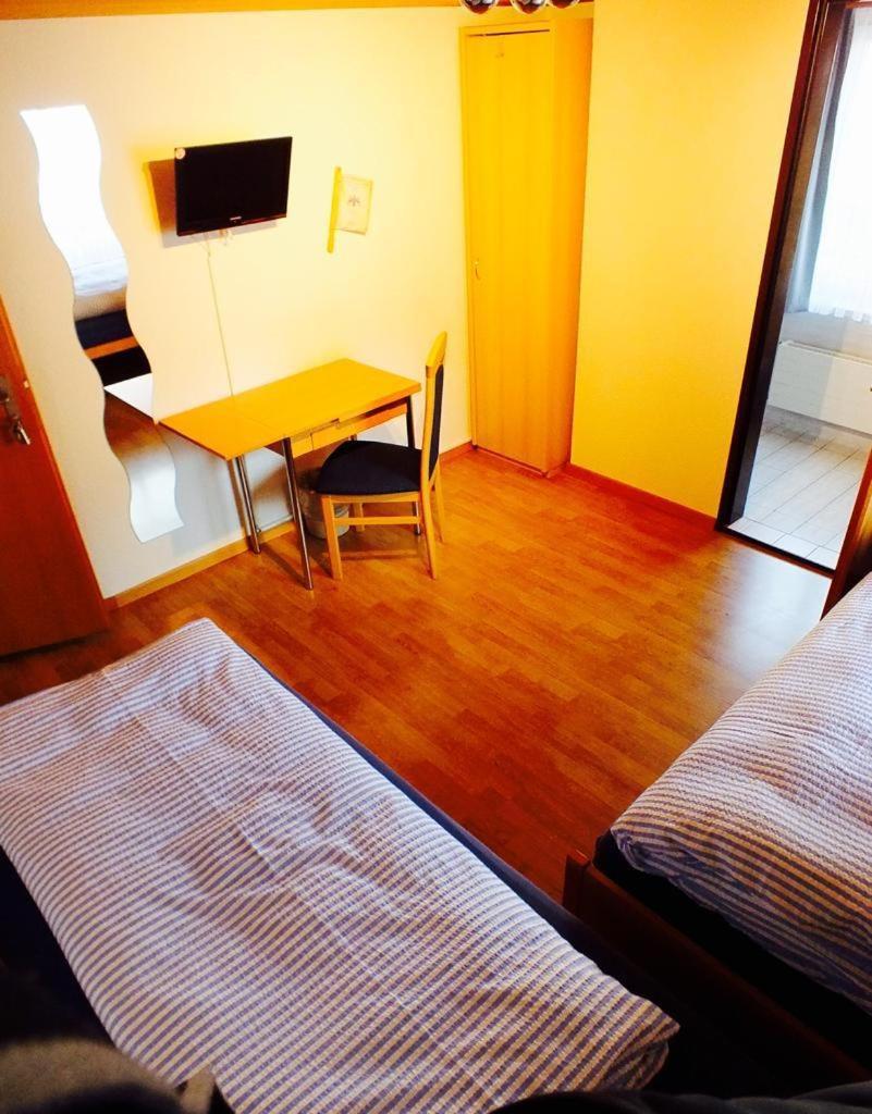 Hotel Adler Garni Bauma Bagian luar foto